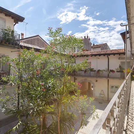 Appartamento New! Casa Giulia - Soggiorna Nel Cuore Di Con Terrazza E Parcheggio Privato *